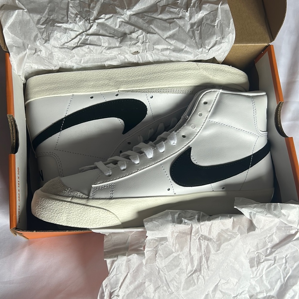 Accidentally bought a men’s size 7 instead of a women’s 7 and cannot return.